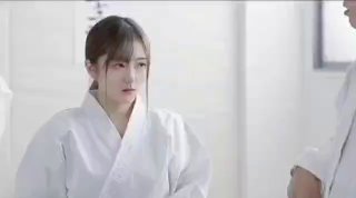 梁亚斌最爱蜜桃臀